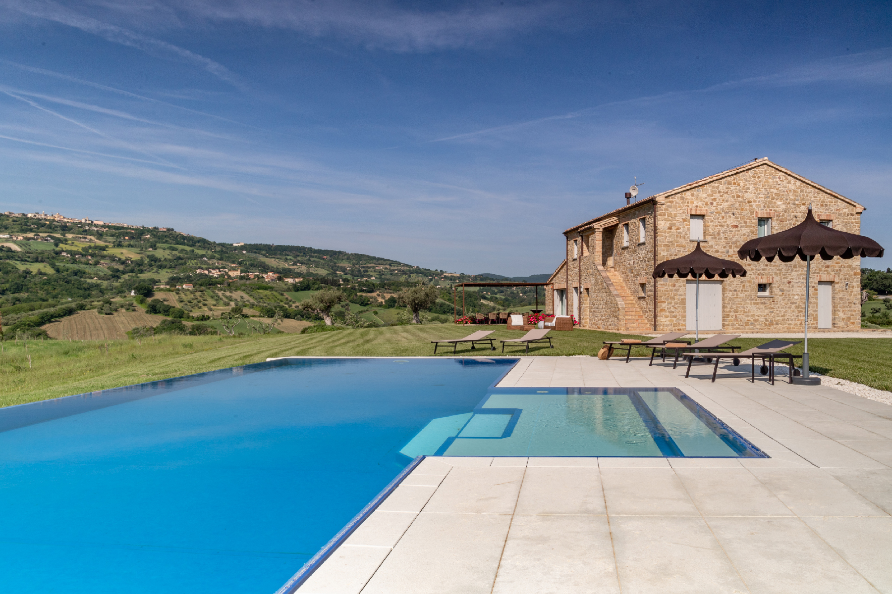 Casale Cingoli - Pool Exterior