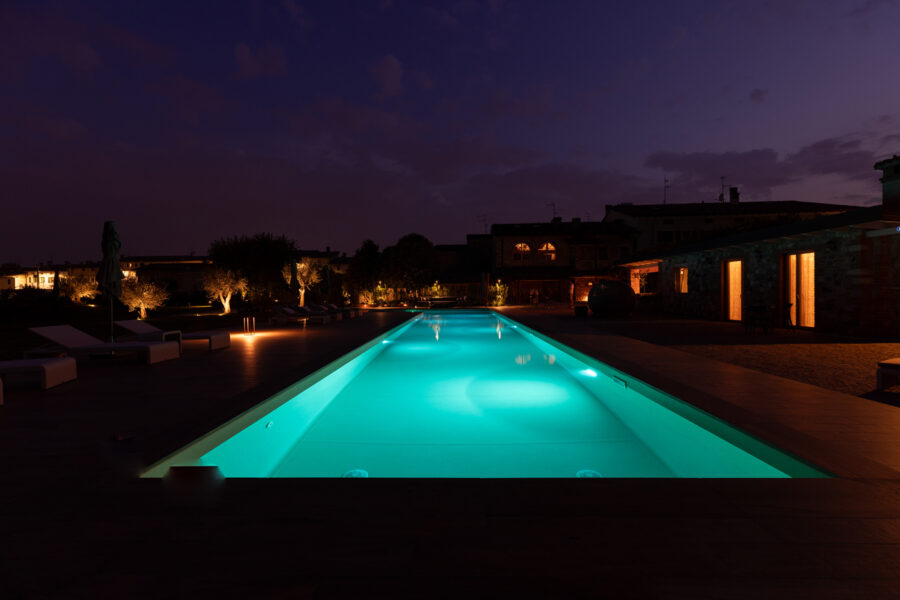 Villa Mocasina - Pool at Night