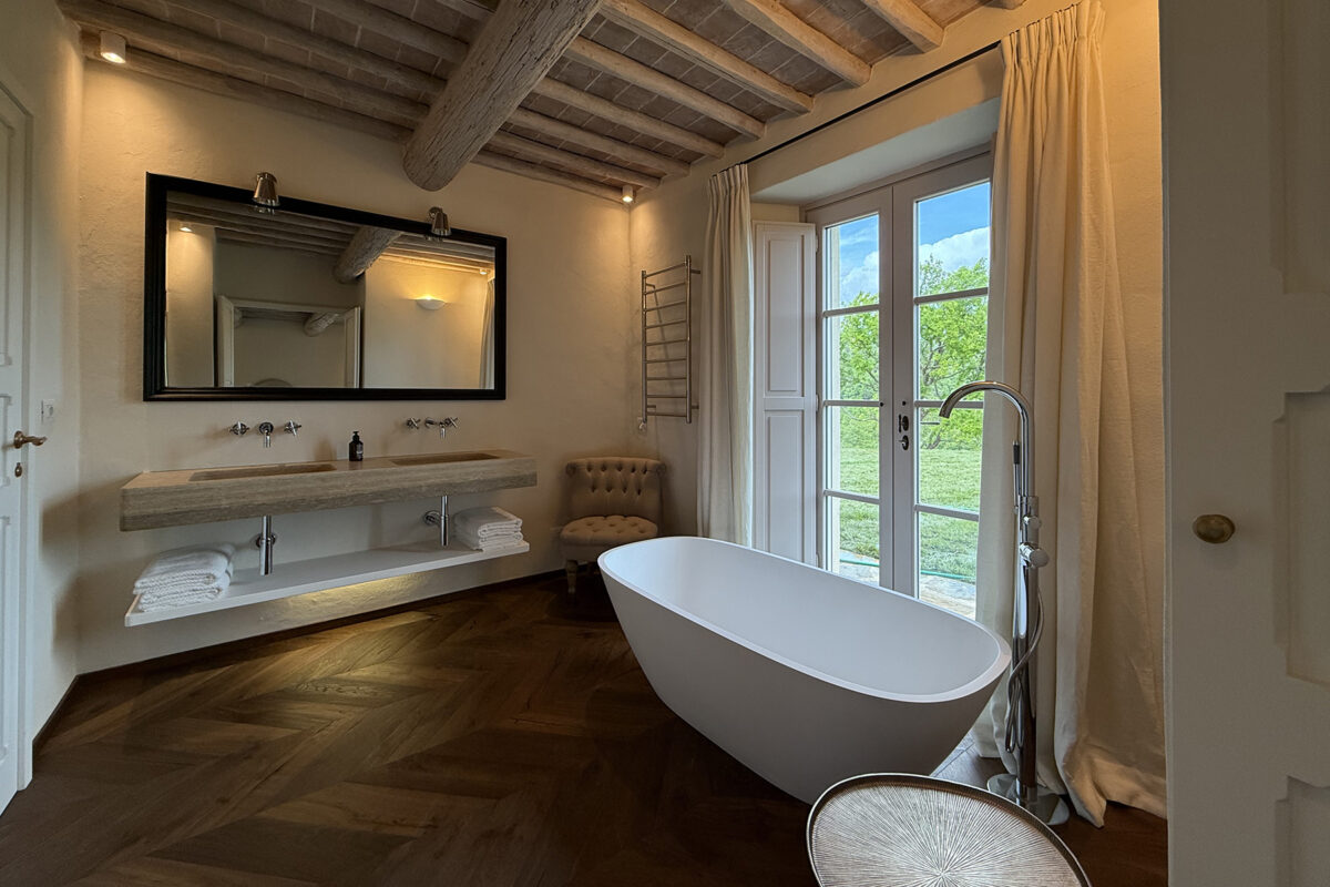 Casale Loggia - Double Bedroom Ensuite Bathroom
