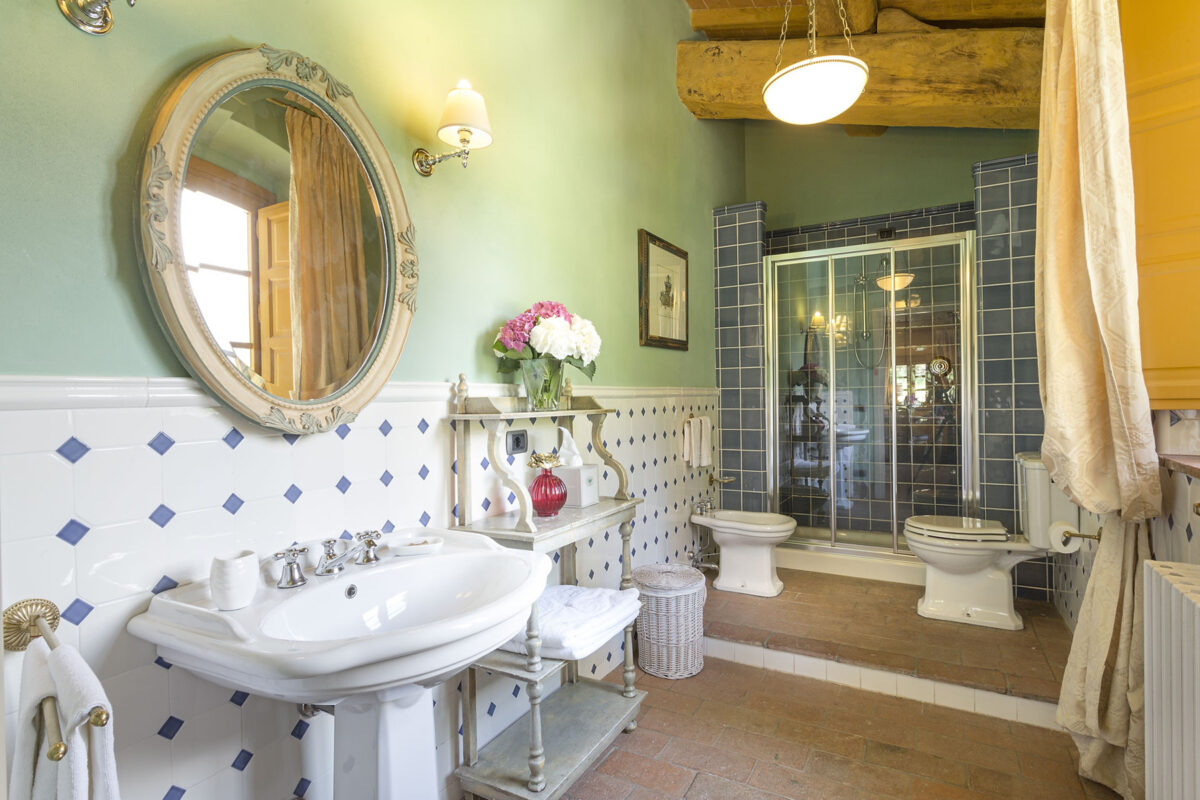 Casale Rosso - Double Bedroom Ensuite Bathroom