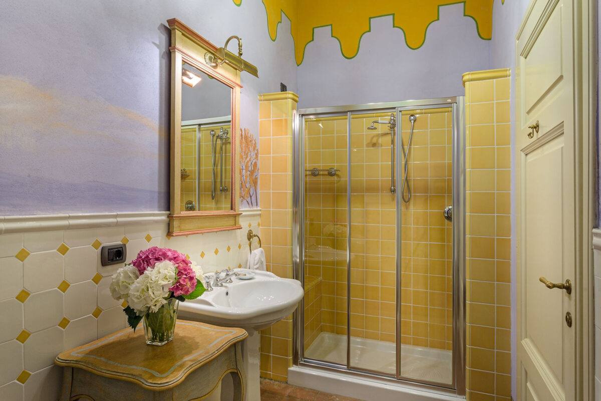 Casale Rosso - Double Bedroom Ensuite Bathroom