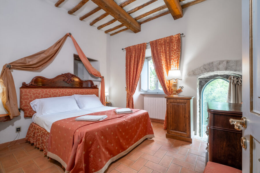 Castello Bonaparte - Main House - Periwinkle Double Bedroom