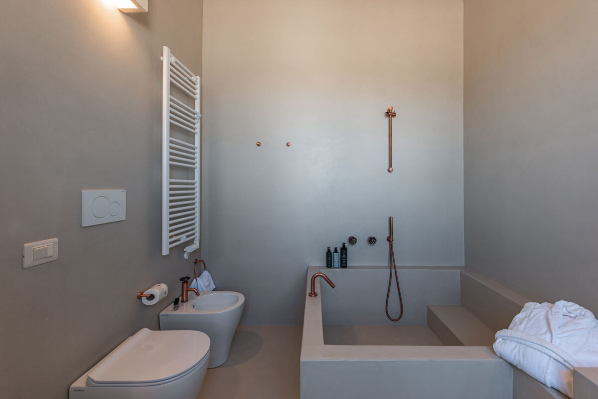 Epoca Savelletri - Double Bedroom Ensuite Bathroom