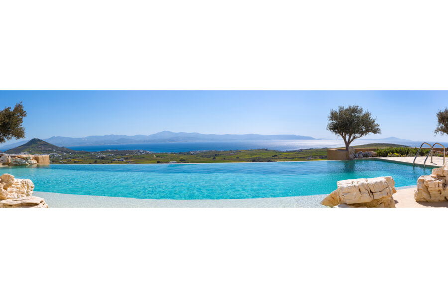 Marpissa Estate - Pool and View
