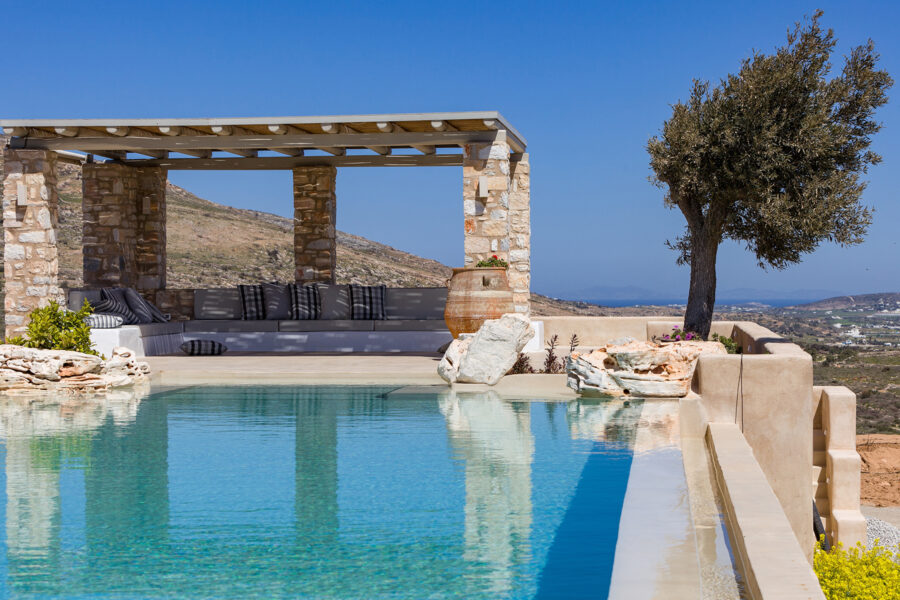 Marpissa Estate - Pool and View