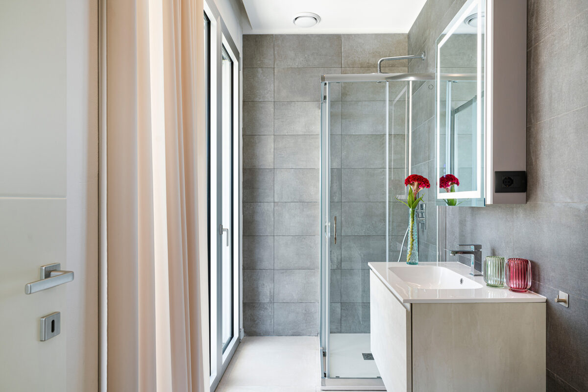 Villa Capo Murro - Double Bedroom Ensuite Bathroom