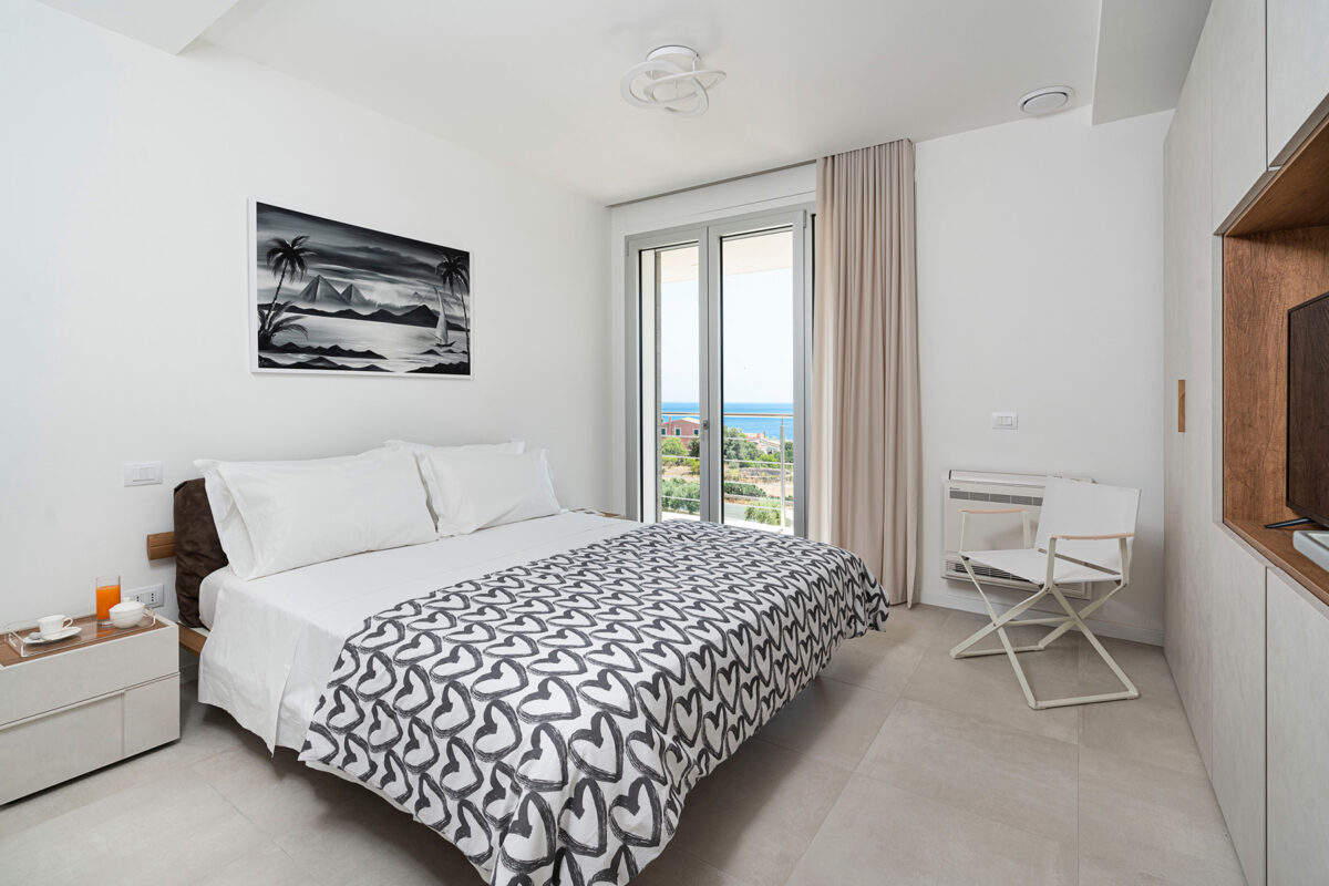 Villa Capo Murro - Double Bedroom