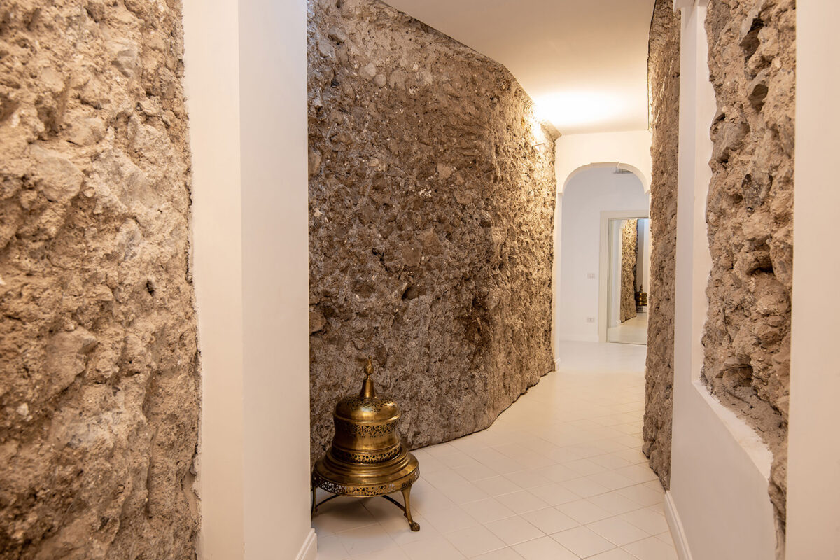 Villa Prefetturi Amalfi - Stone Corridor