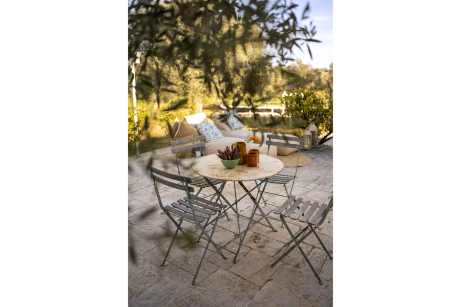 Ostuni Art - Exterior - Sitting Area - Alfresco Dining