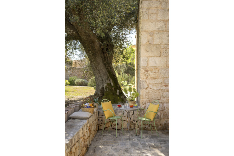 Ostuni Art - Exterior - Sitting Area