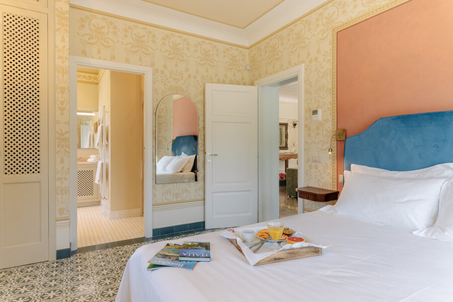 Villa Vorno - Blue Bedroom