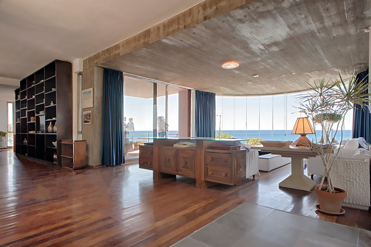 Villa Rosignano Sea Front - Living Room - Corridor